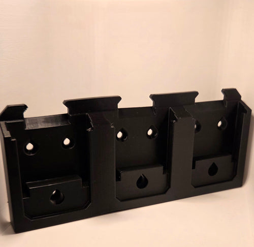 3D Printed Makita Wall-Mounted 3-Battery Holder