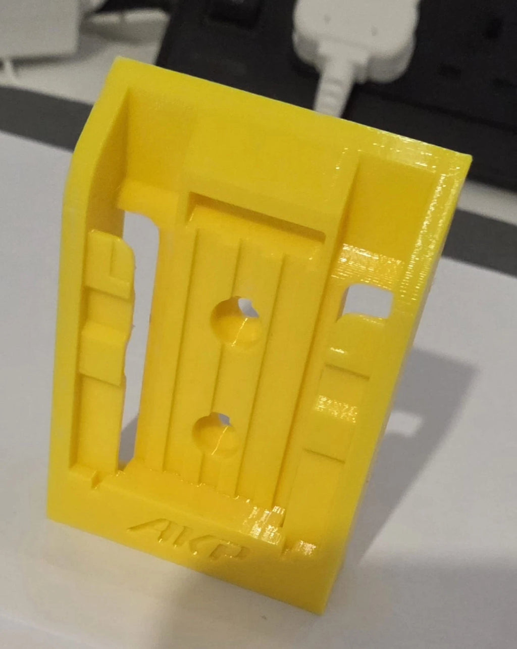 DeWalt 18V Battery Holder - 4 Pack